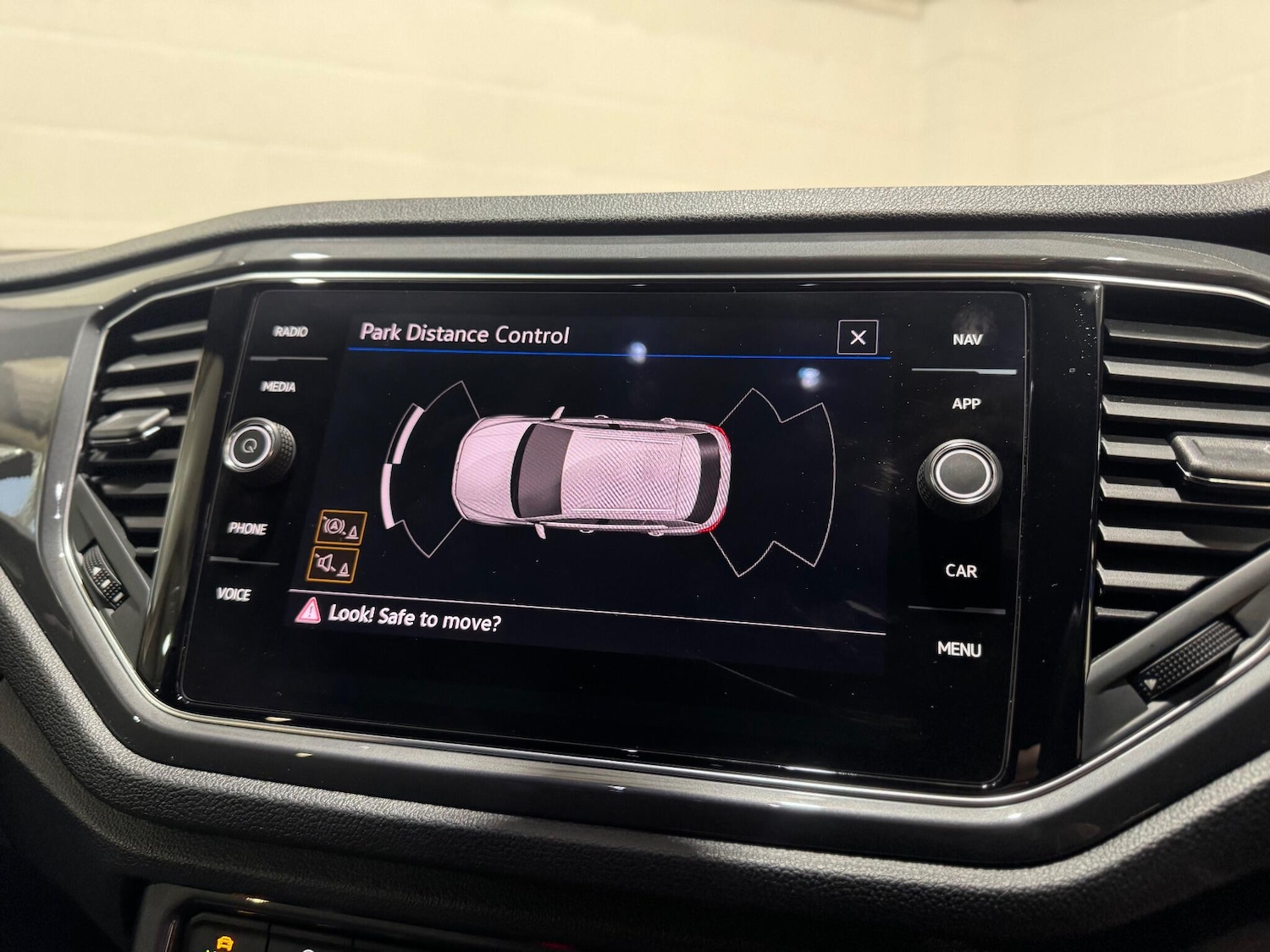 Used Volkswagen T-Roc 2022 for sale - 76803563: Photo 44