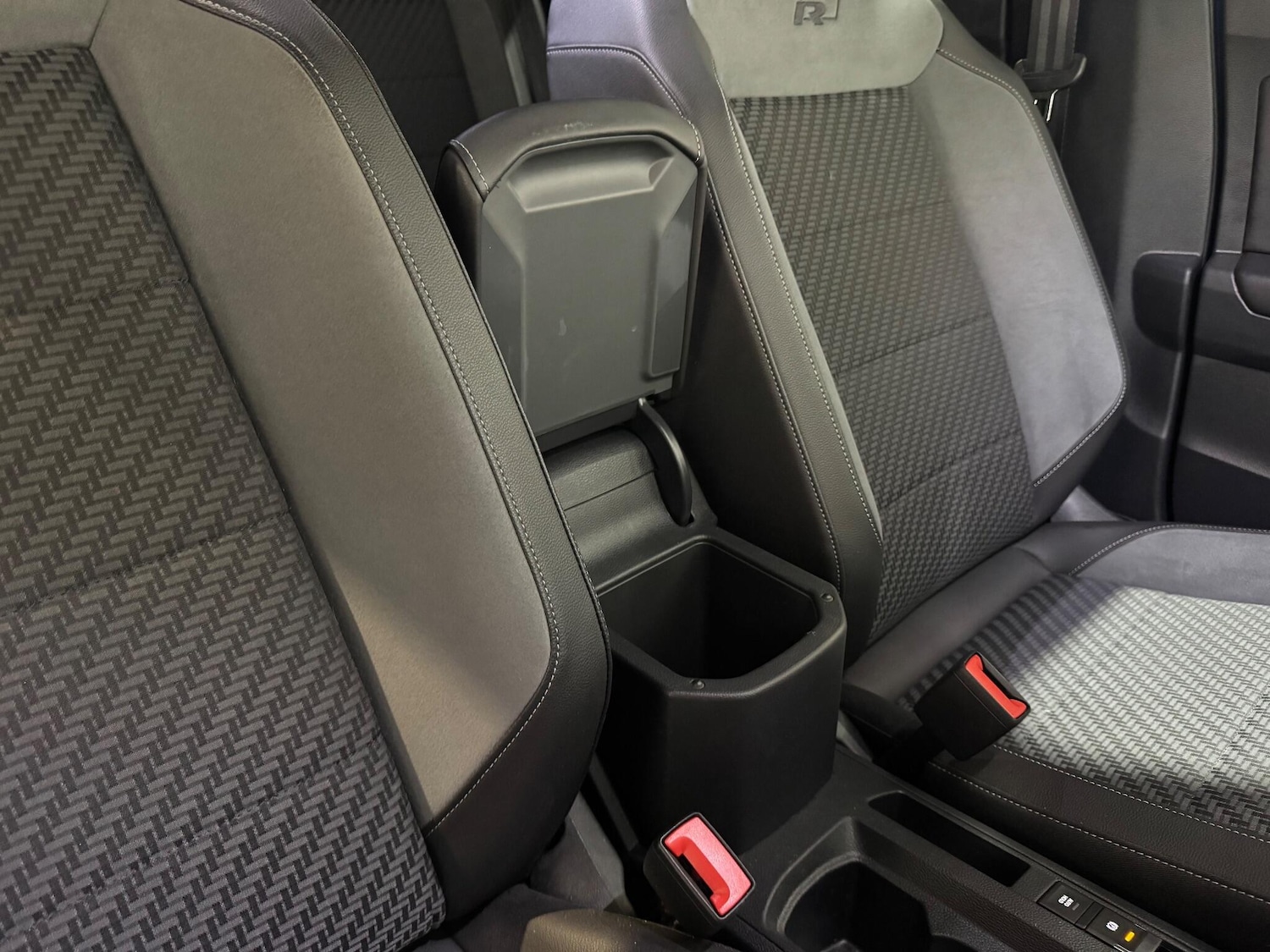 Used Volkswagen T-Roc 2022 for sale - 76803563: Photo 69