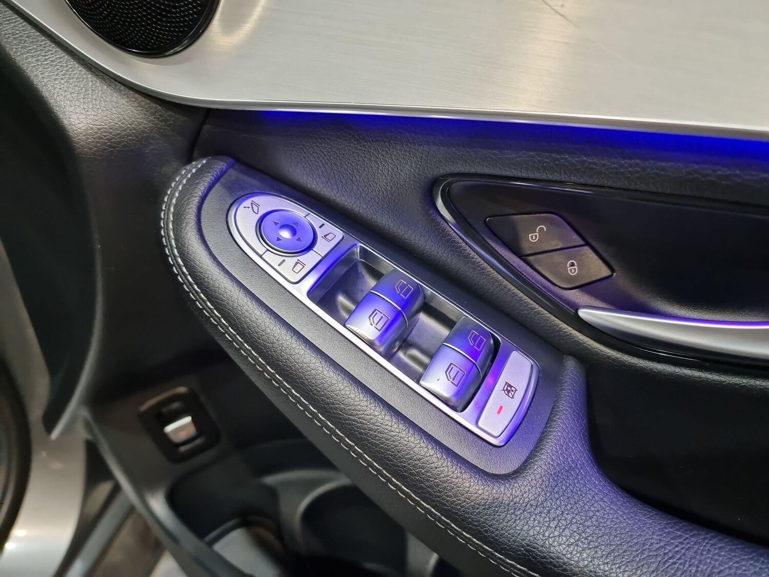 Used Mercedes-Benz GLC 2021 for sale - 77412313: Photo 40