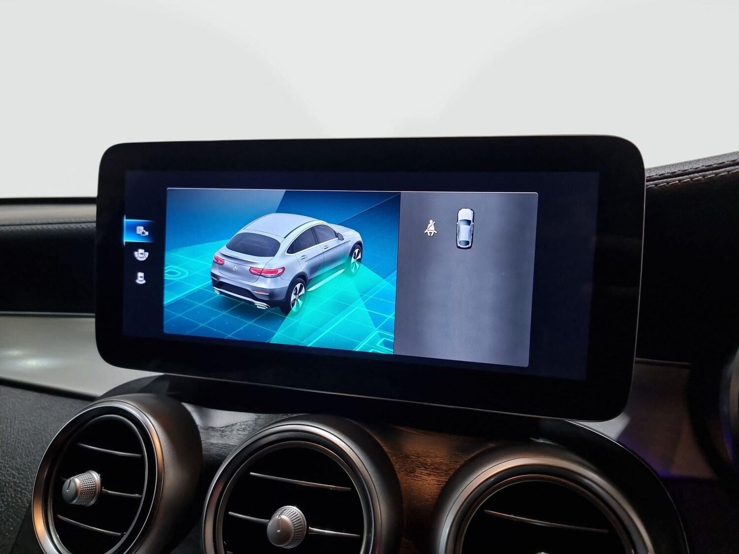 Used Mercedes-Benz GLC 2021 for sale - 77412313: Photo 61