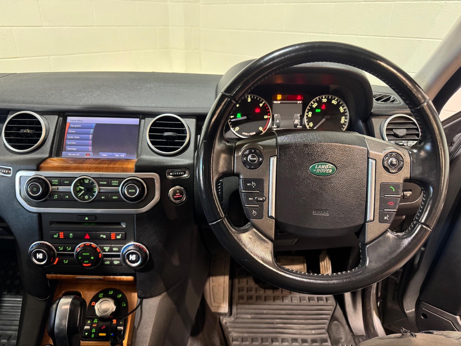 Used Land Rover Discovery 2011 for sale - 76803571: Photo 25