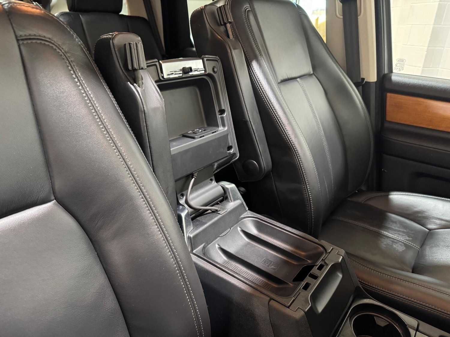 Used Land Rover Discovery 2011 for sale - 76803571: Photo 29