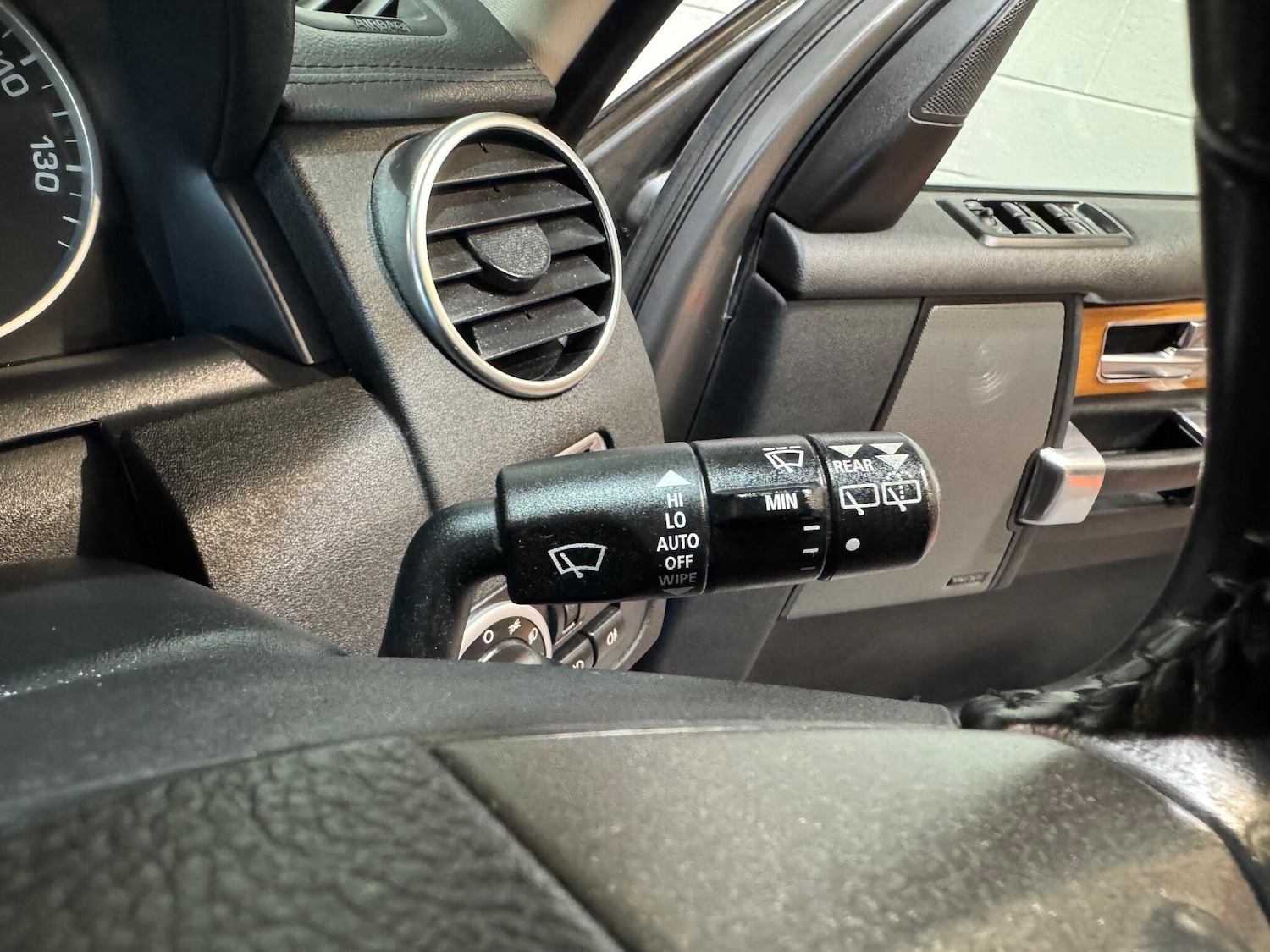 Used Land Rover Discovery 2011 for sale - 76803571: Photo 37