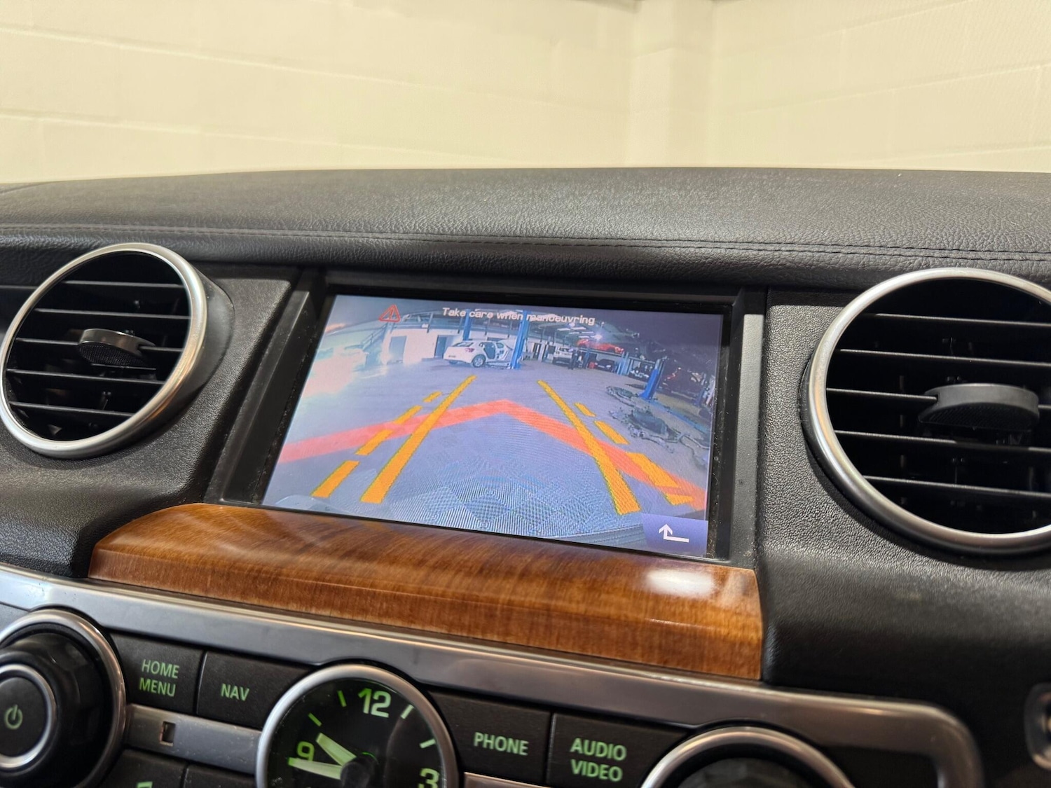 Used Land Rover Discovery 2011 for sale - 76803571: Photo 51