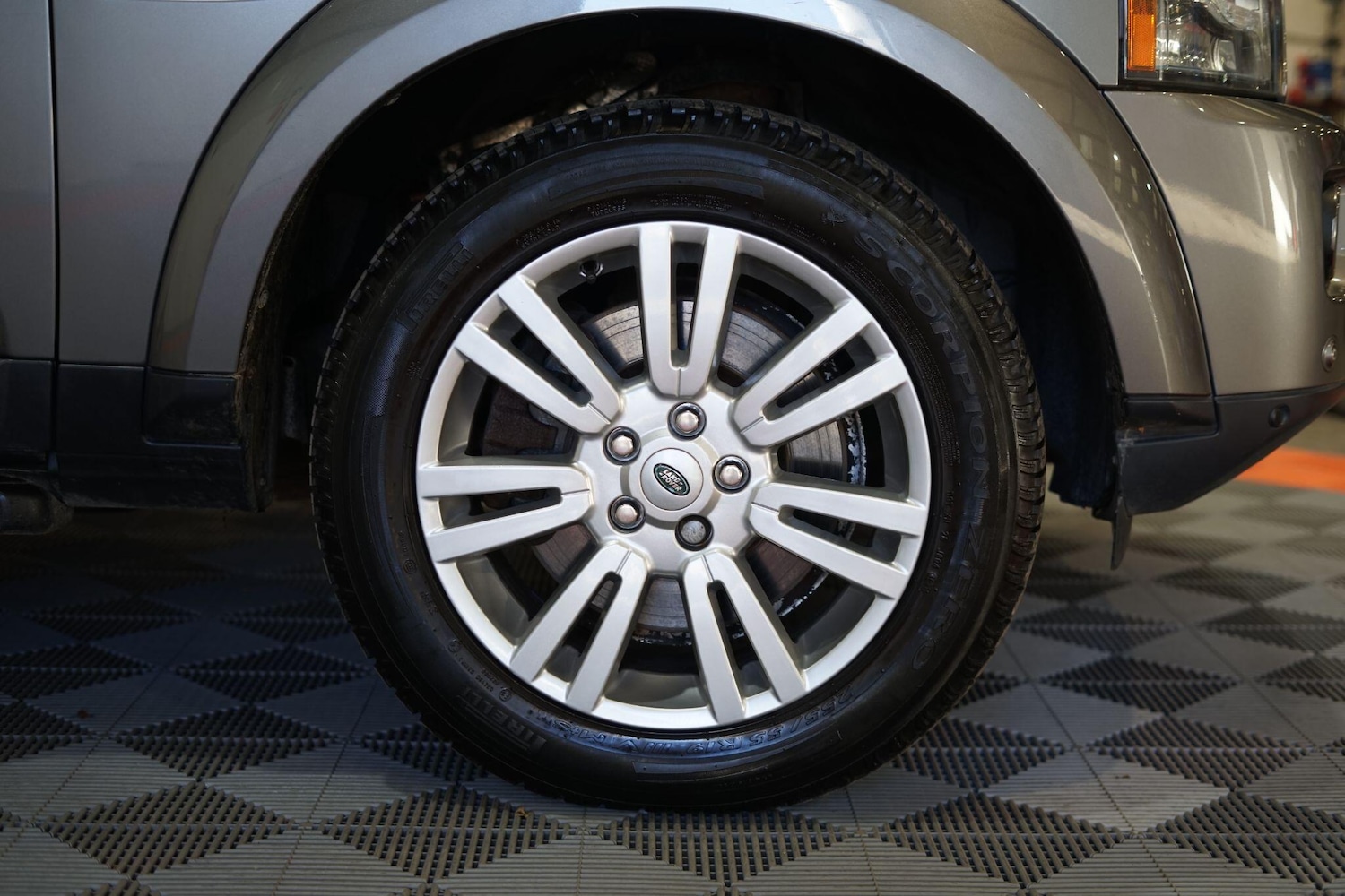 Used Land Rover Discovery 2011 for sale - 76803571: Photo 6