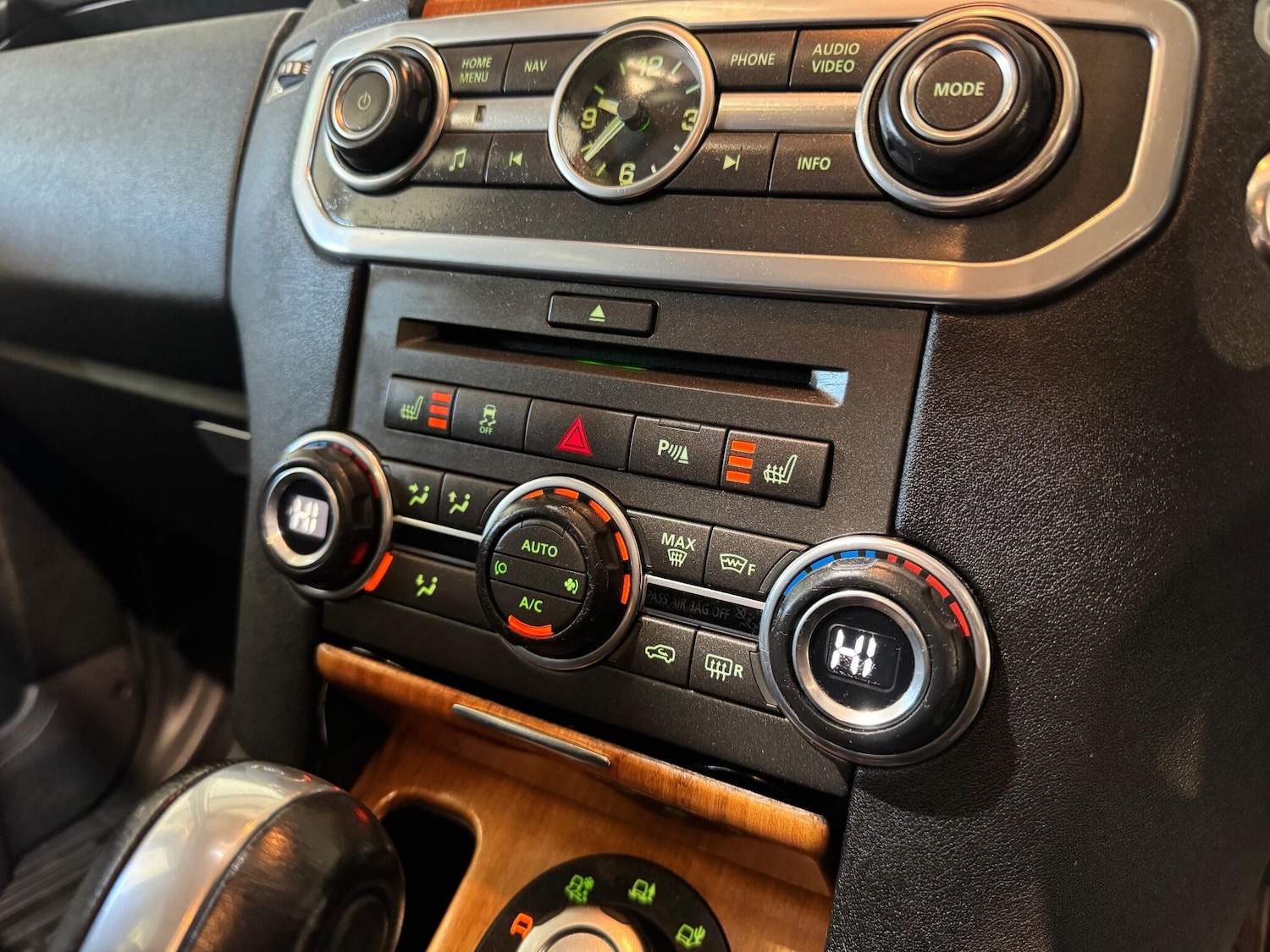 Used Land Rover Discovery 2011 for sale - 76803571: Photo 74