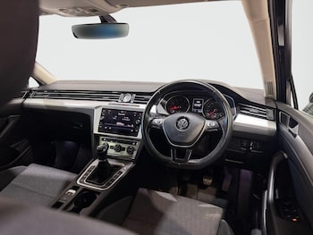 Used Volkswagen Passat 2019 for sale - 79189058: Photo