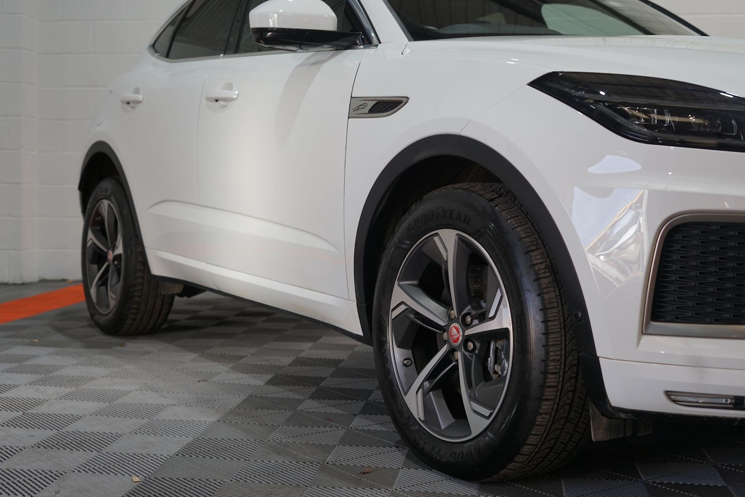 Used Jaguar E-Pace 2021 for sale - 76975431: Photo 11