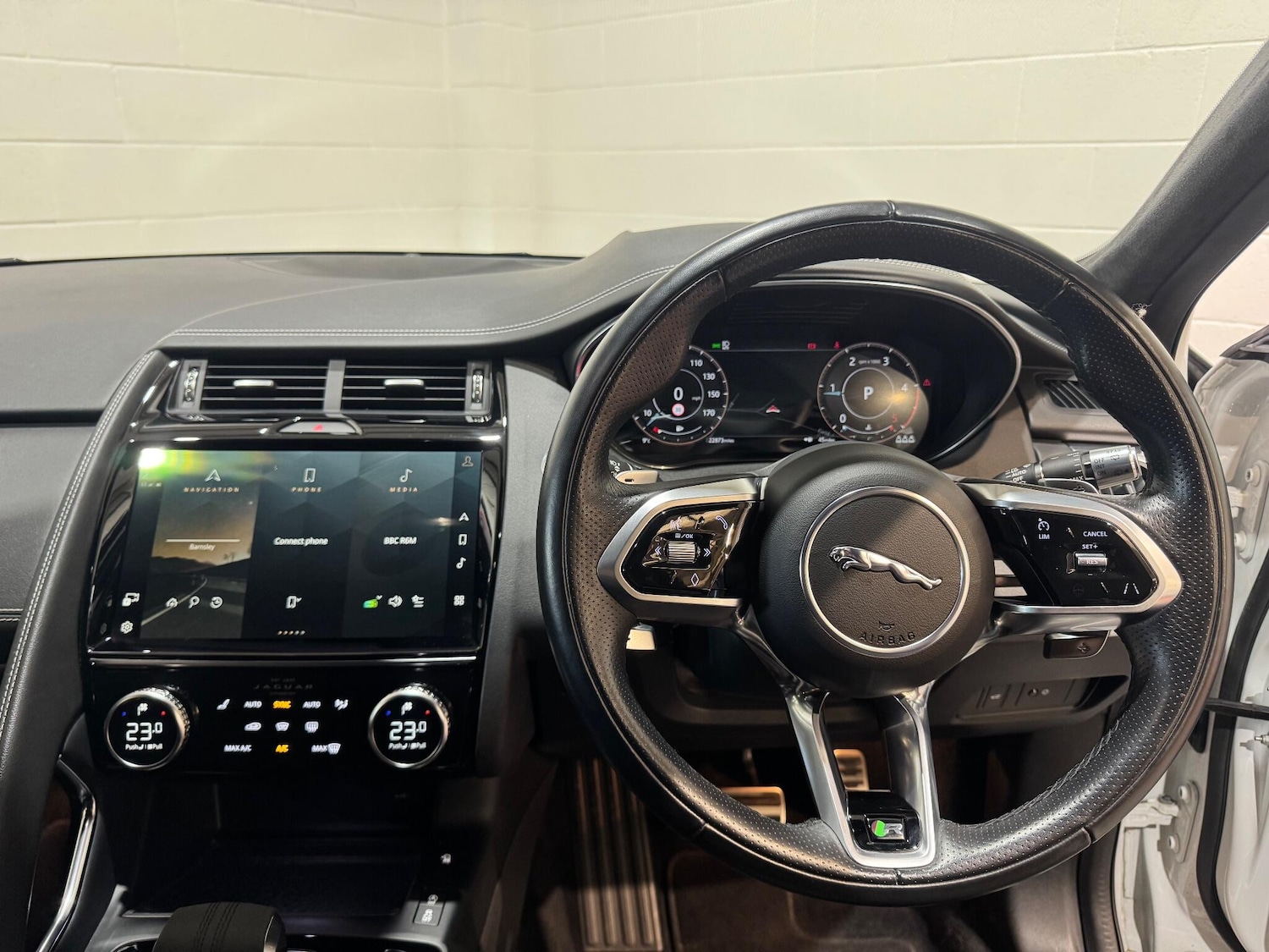 Used Jaguar E-Pace 2021 for sale - 76975431: Photo 24