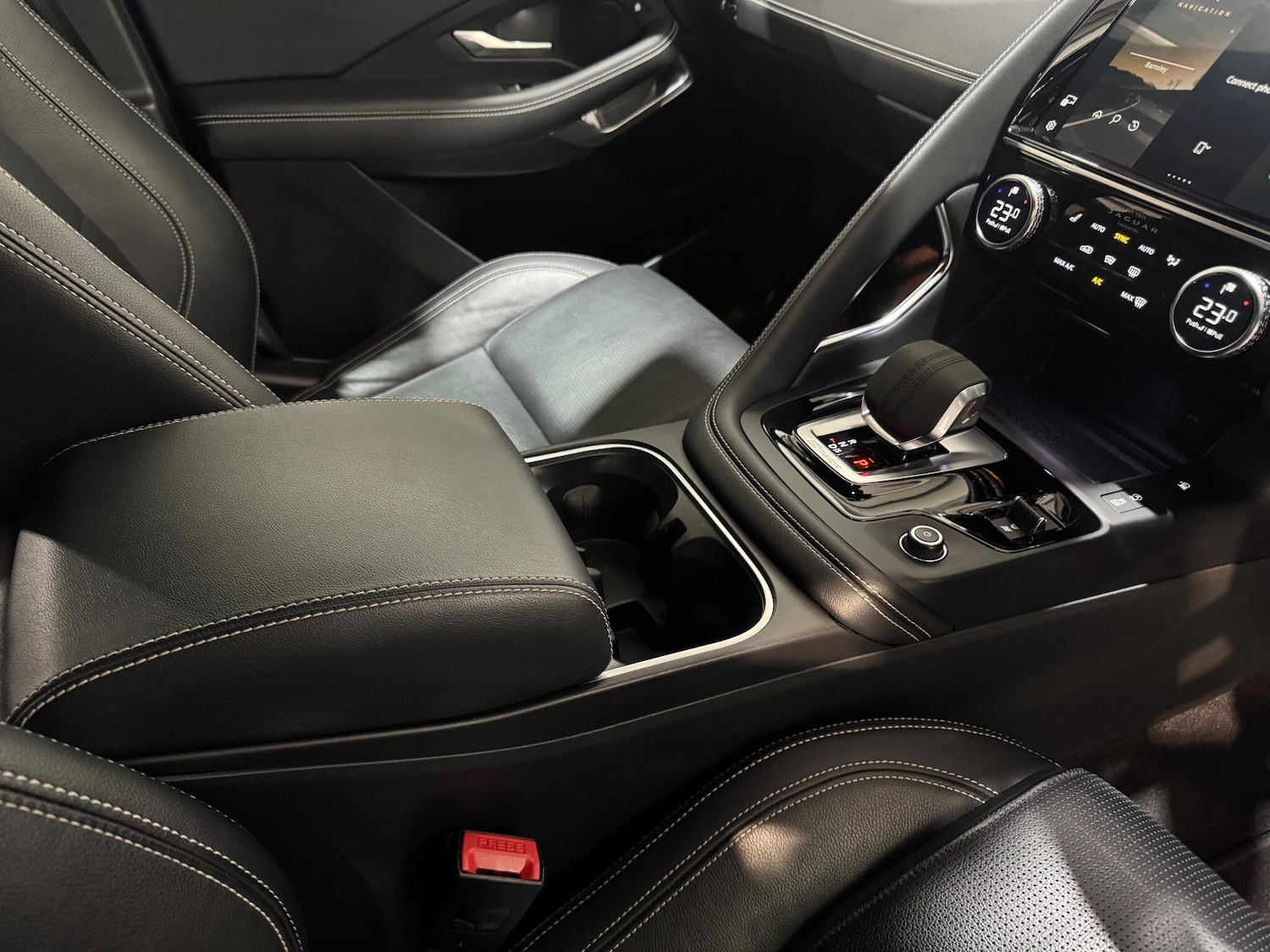 Used Jaguar E-Pace 2021 for sale - 76975431: Photo 26