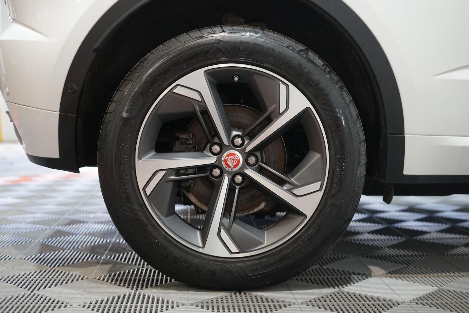 Used Jaguar E-Pace 2021 for sale - 76975431: Photo 34