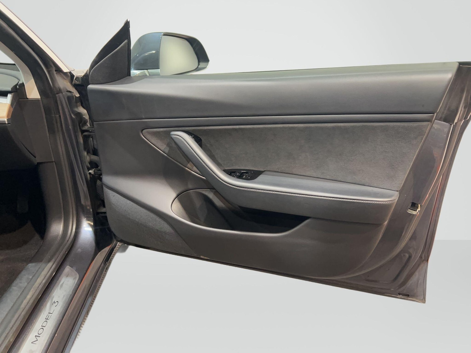 Used Tesla Model 3 2020 for sale - 77722903: Photo 28