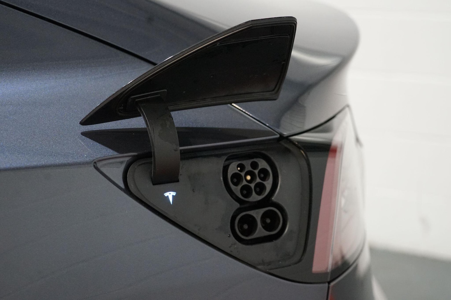 Used Tesla Model 3 2020 for sale - 77722903: Photo 31