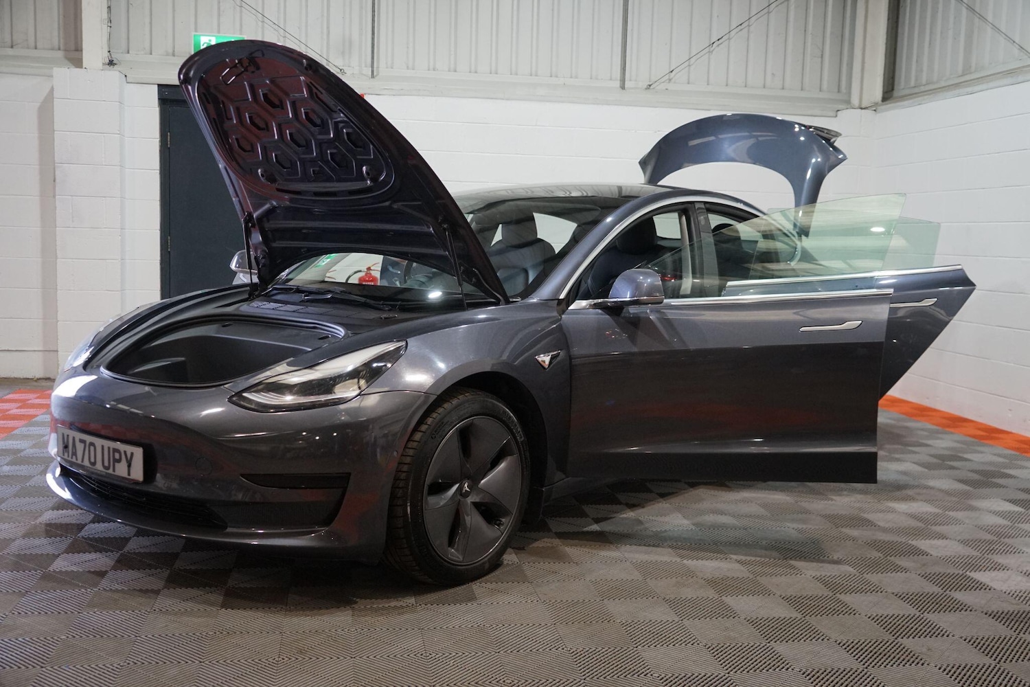 Used Tesla Model 3 2020 for sale - 77722903: Photo 8