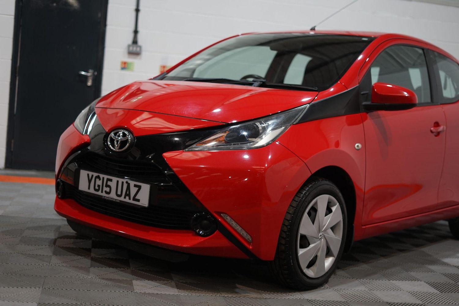 Used Toyota AYGO 2015 for sale - 76803543: Photo 10