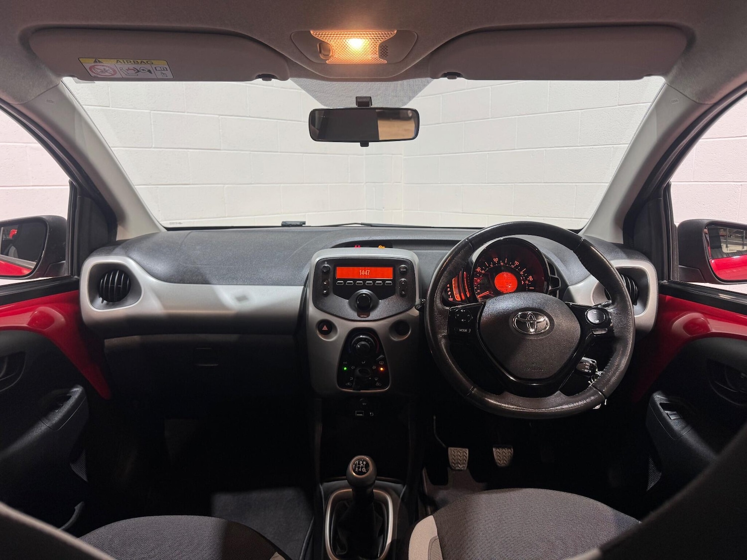 Used Toyota AYGO 2015 for sale - 76803543: Photo 21