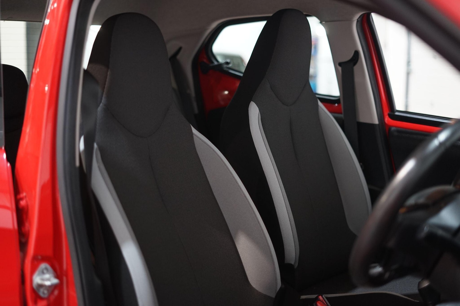 Used Toyota AYGO 2015 for sale - 76803543: Photo 23