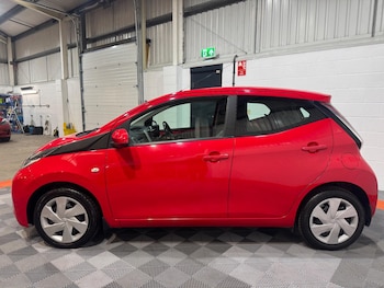 Used Toyota AYGO 2015 for sale - 76803543: Photo