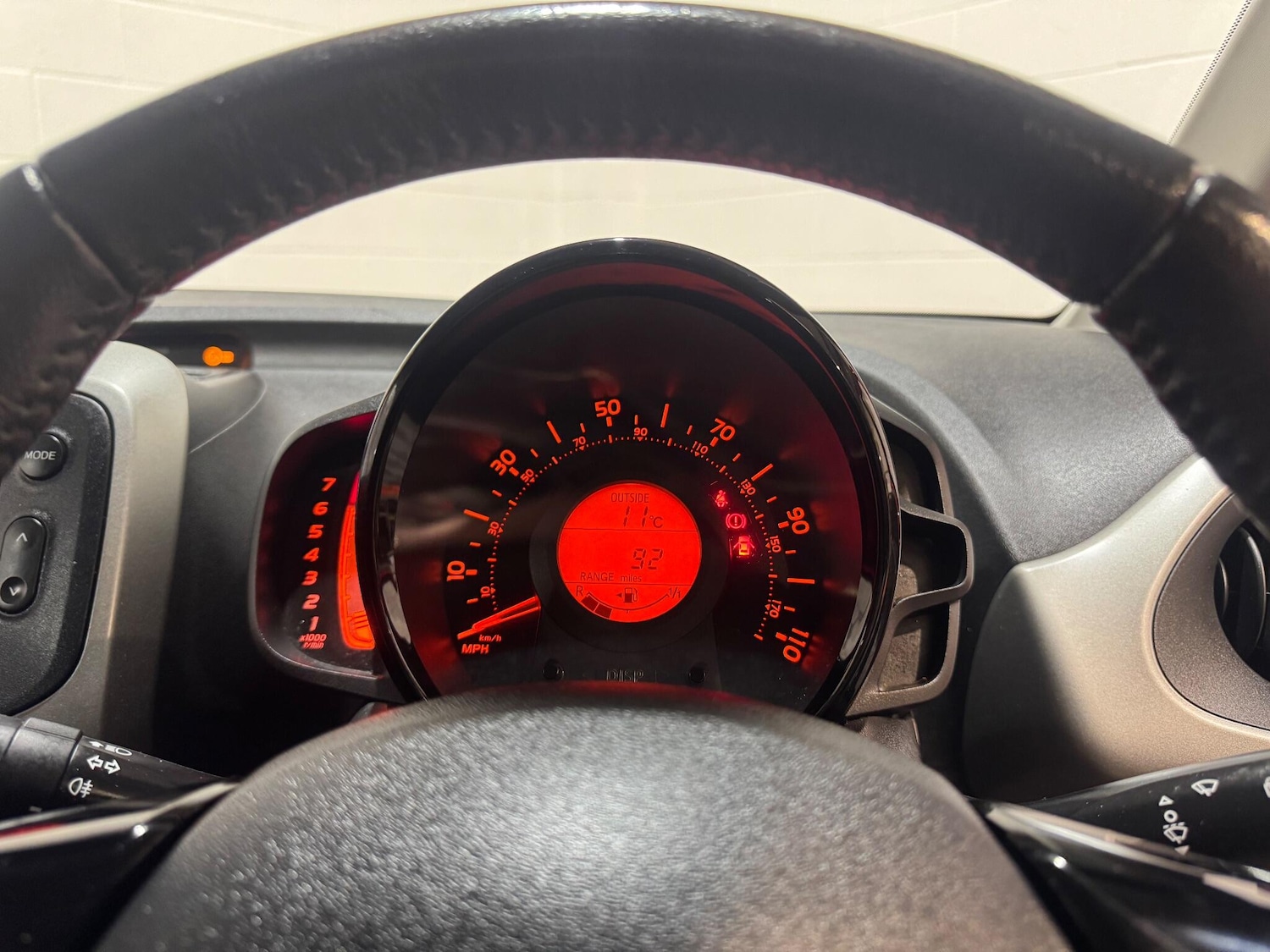 Used Toyota AYGO 2015 for sale - 76803543: Photo 34