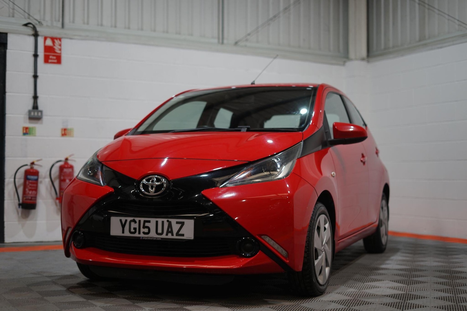 Used Toyota AYGO 2015 for sale - 76803543: Photo 8