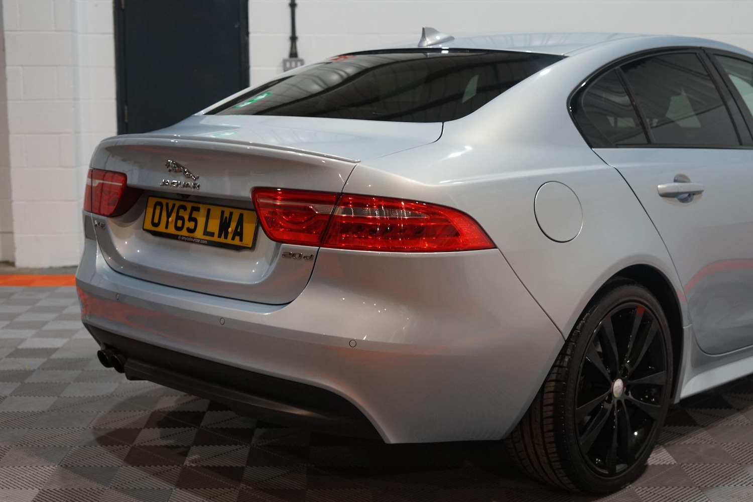 Used Jaguar XE 2015 for sale - 76803562: Photo 19