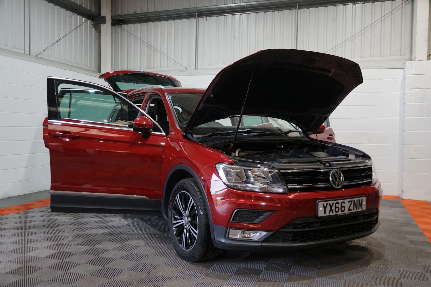 Used Volkswagen Tiguan for sale - 77808749: Photo 11