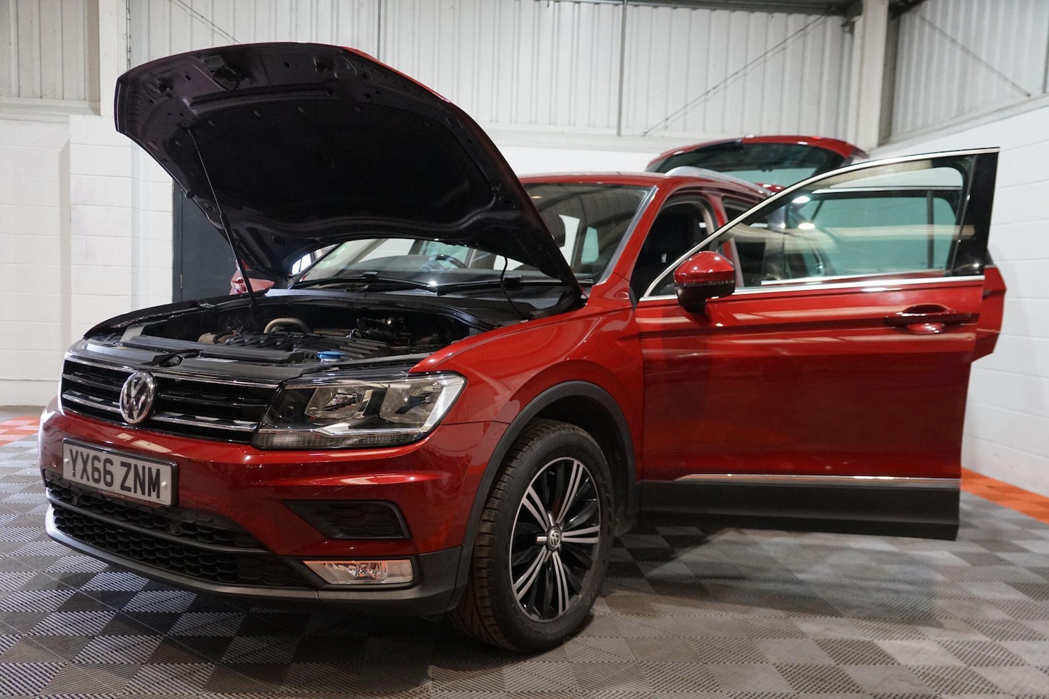 Used Volkswagen Tiguan for sale - 77808749: Photo 15