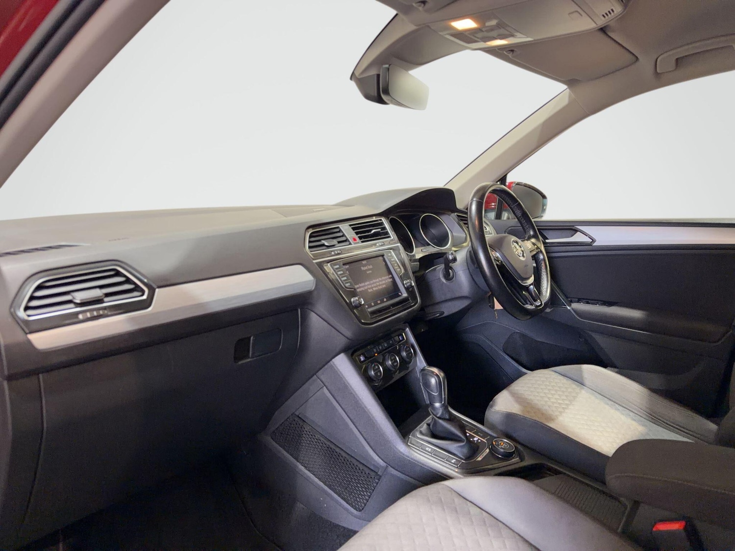 Used Volkswagen Tiguan for sale - 77808749: Photo 27