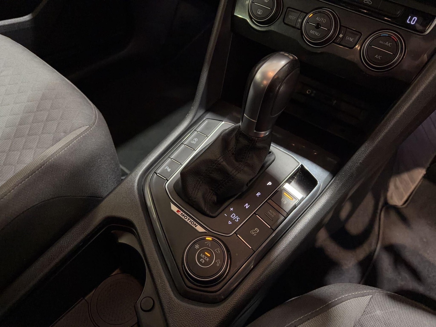 Used Volkswagen Tiguan for sale - 77808749: Photo 29