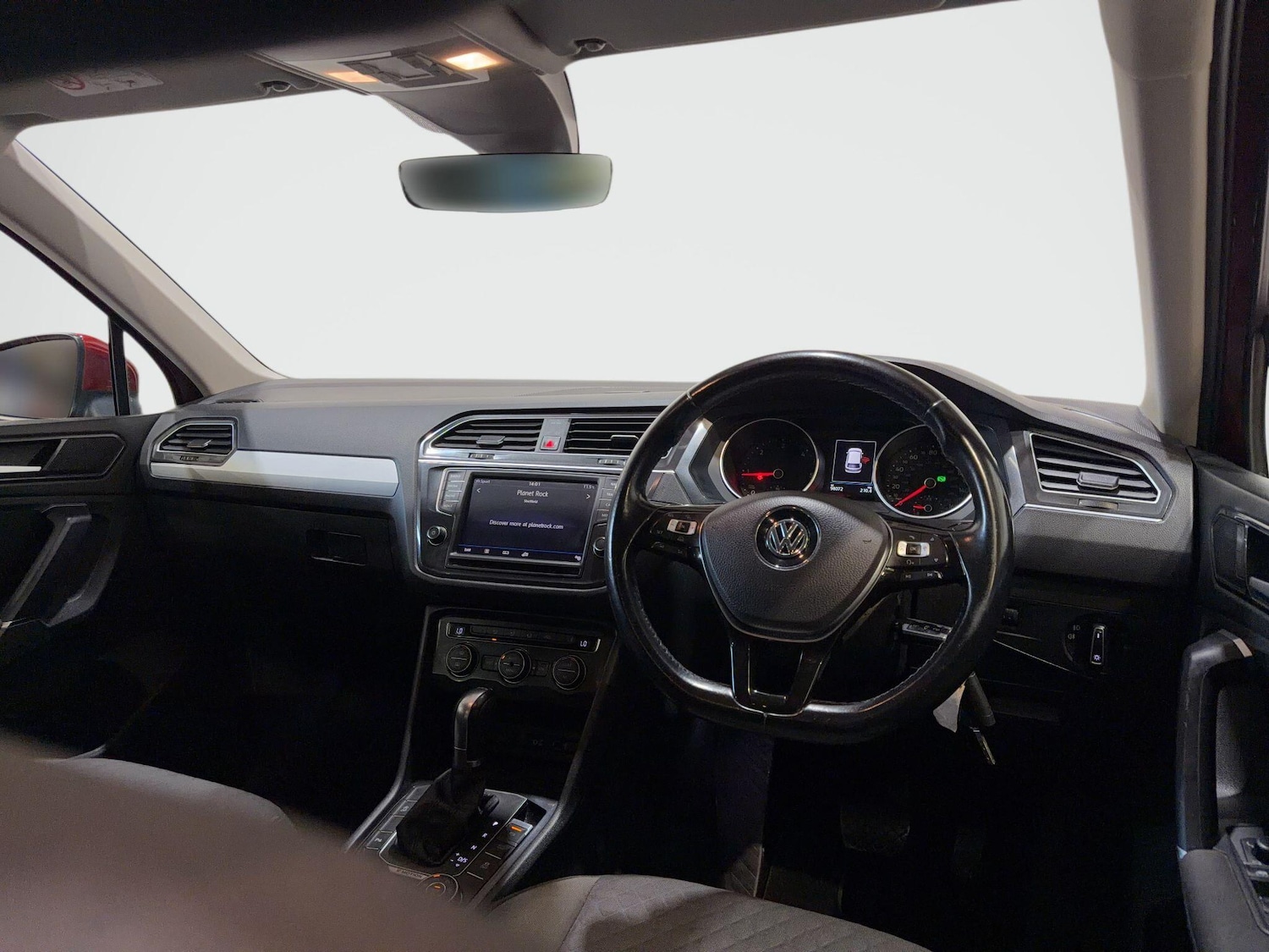 Used Volkswagen Tiguan for sale - 77808749: Photo 4