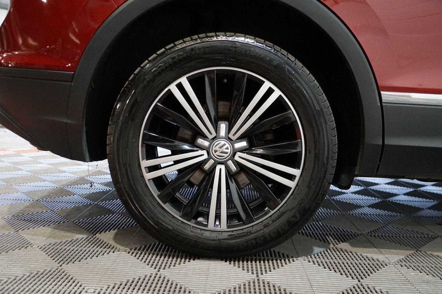 Used Volkswagen Tiguan for sale - 77808749: Photo 45