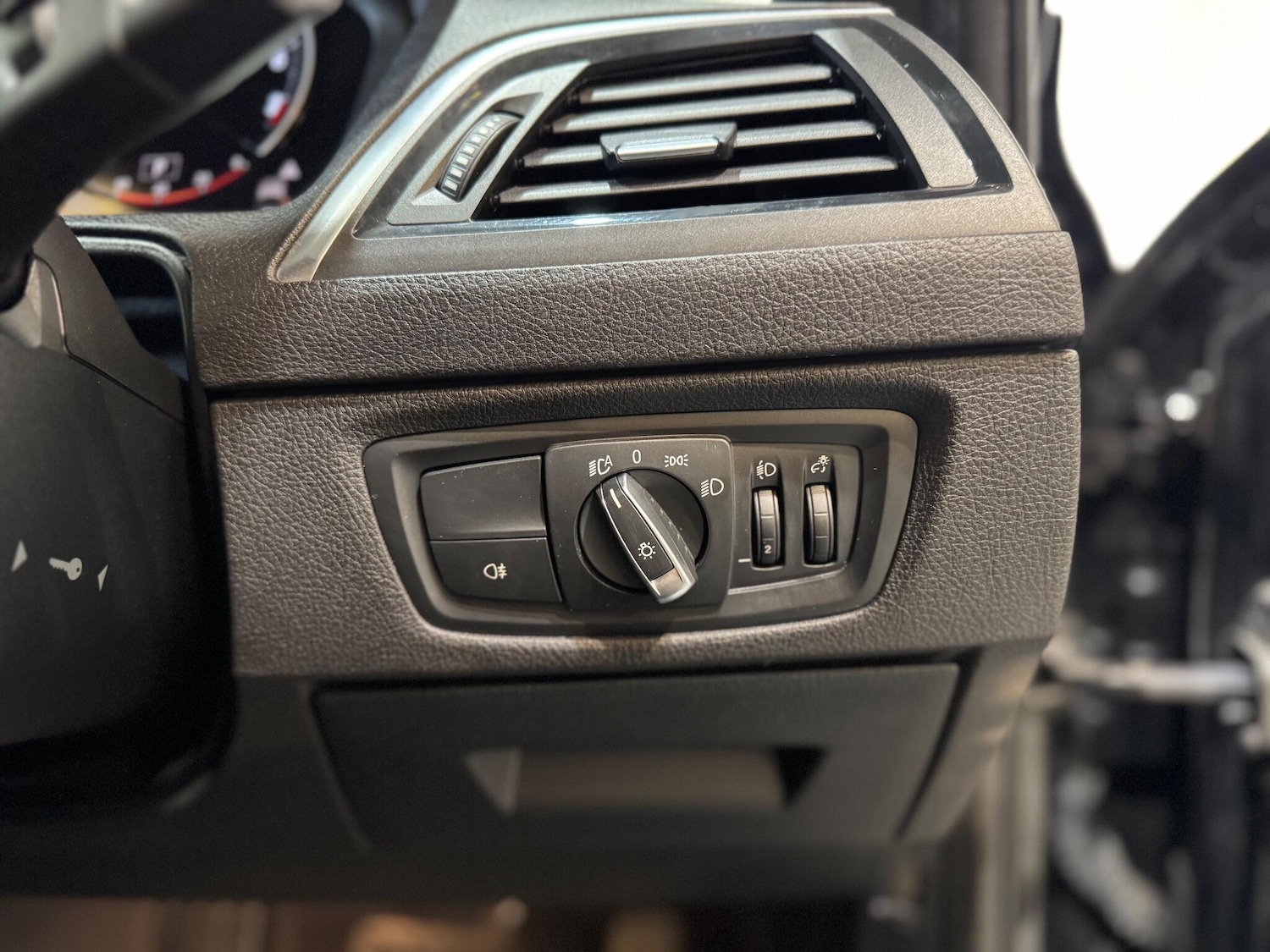 Used BMW 1 Series 2018 for sale - 76803529: Photo 29