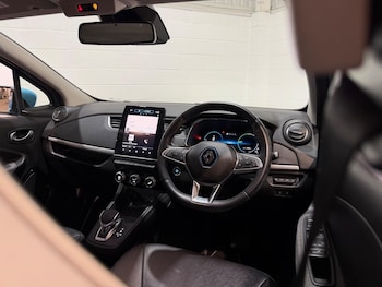 Used Renault Zoe 2020 for sale - 76975444: Photo