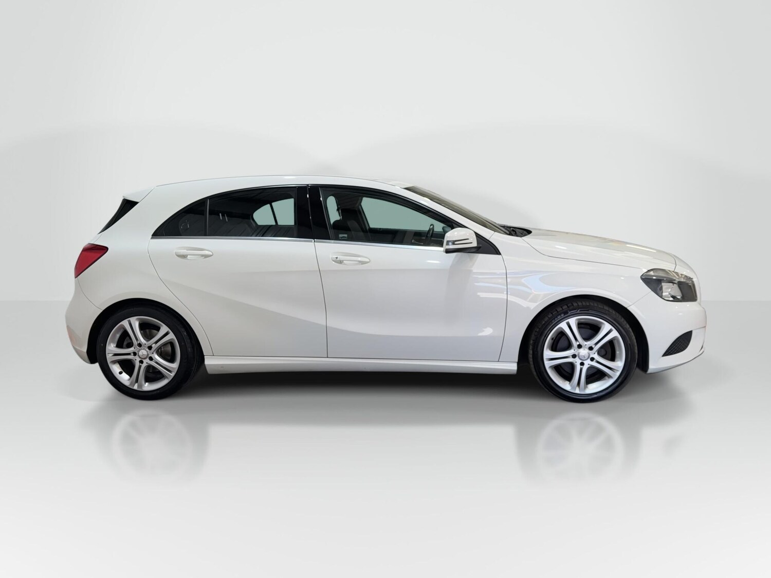 Used Mercedes-Benz A-Class 2015 for sale - 77838456: Photo 22