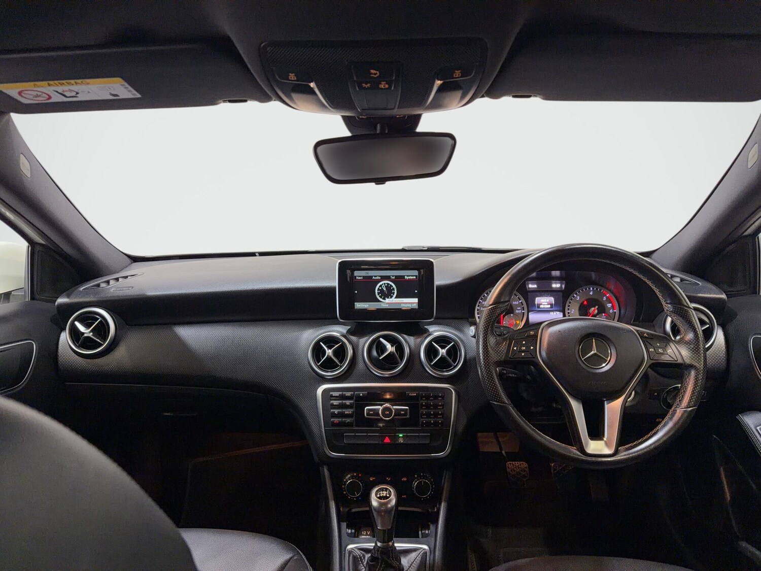 Used Mercedes-Benz A-Class 2015 for sale - 77838456: Photo 29