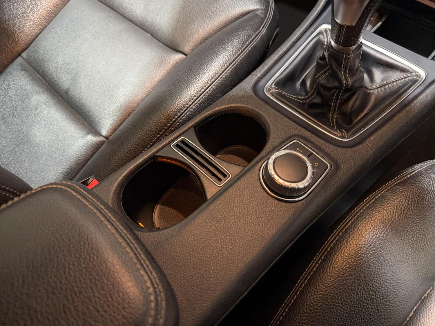 Used Mercedes-Benz A-Class 2015 for sale - 77838456: Photo 30