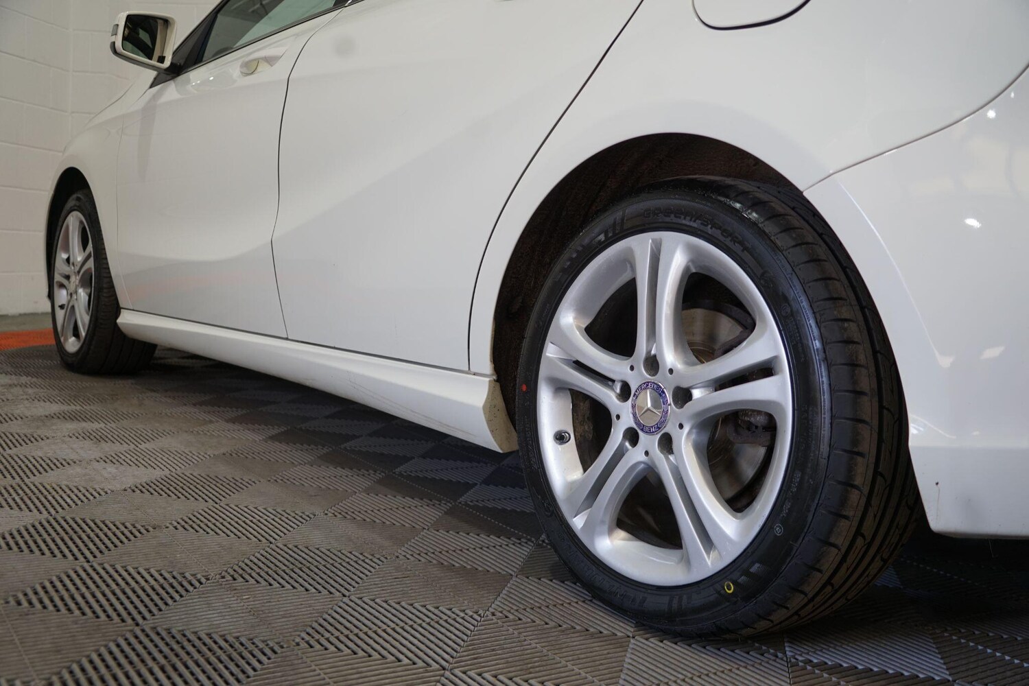 Used Mercedes-Benz A-Class 2015 for sale - 77838456: Photo 46