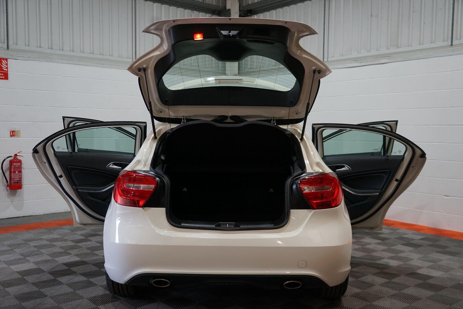 Used Mercedes-Benz A-Class 2015 for sale - 77838456: Photo 60