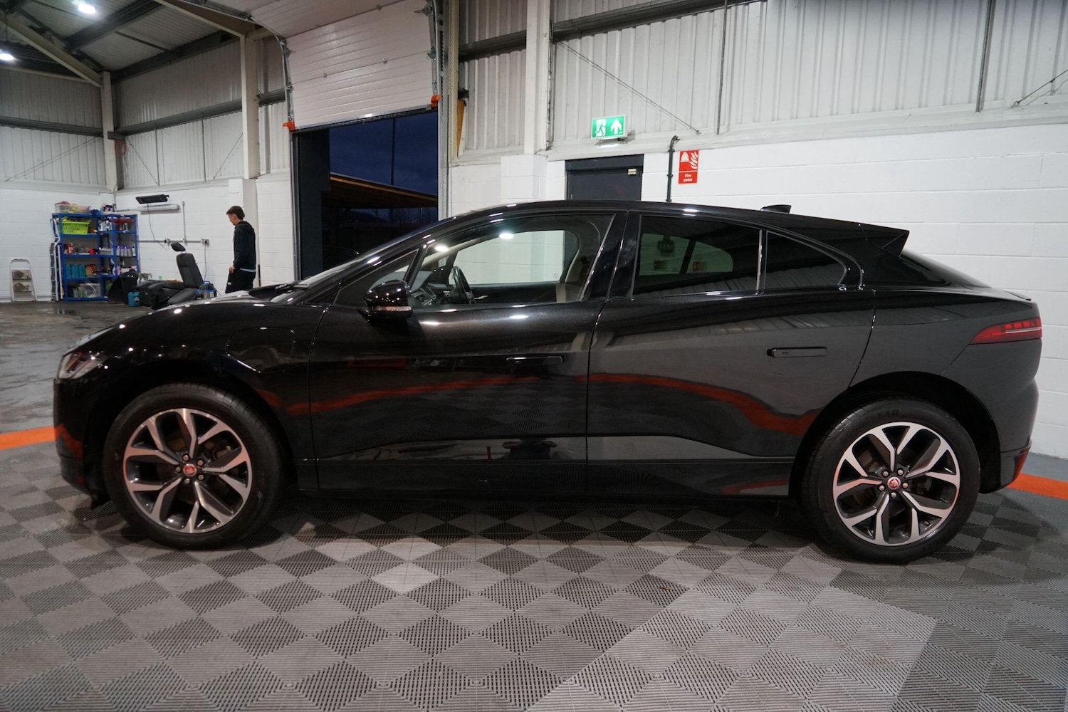 Used Jaguar I-Pace 2021 for sale - 76886731: Photo 2
