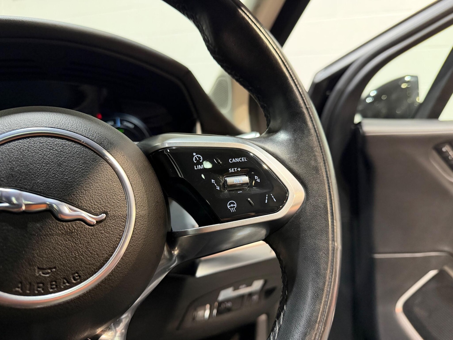 Used Jaguar I-Pace 2021 for sale - 76886731: Photo 59