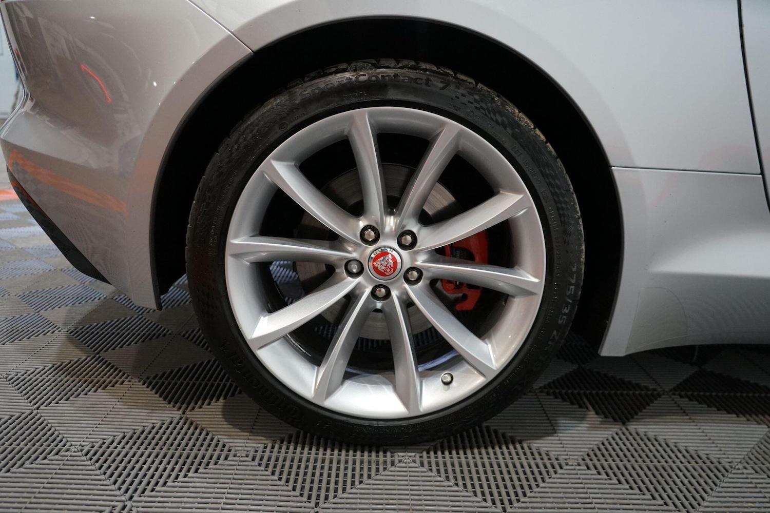 Used Jaguar F-Type 2015 for sale - 77203888: Photo 34