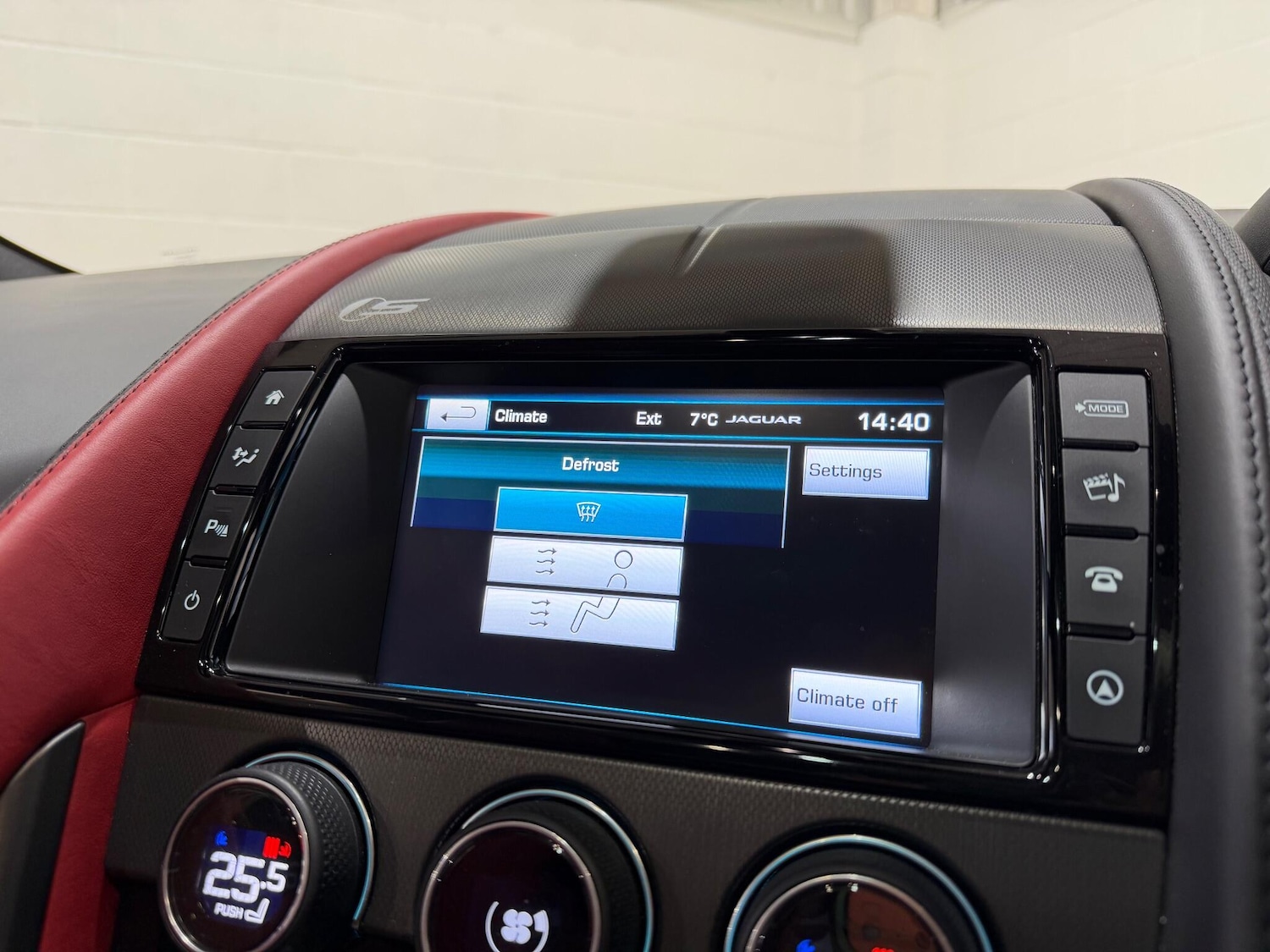 Used Jaguar F-Type 2015 for sale - 77203888: Photo 44