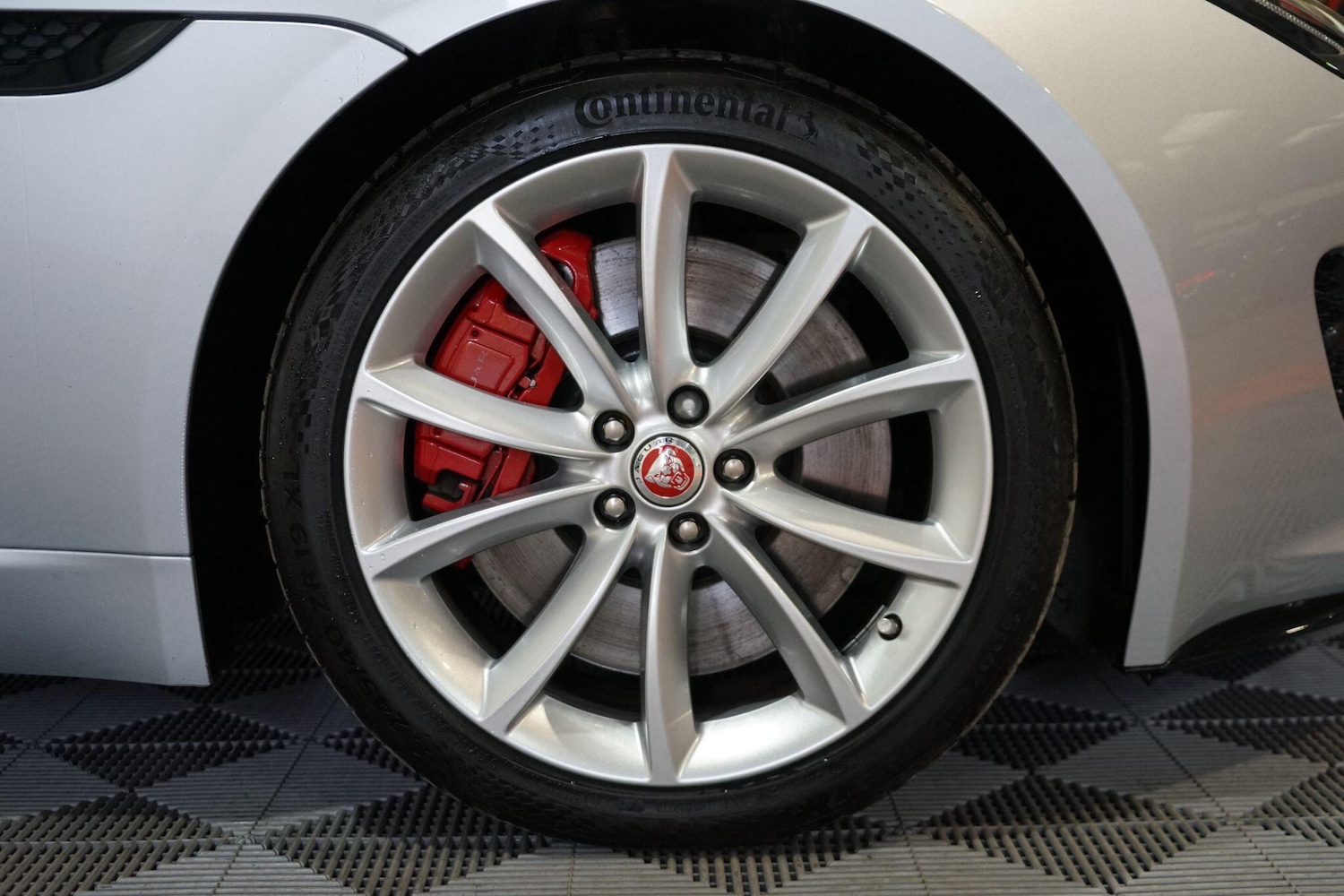 Used Jaguar F-Type 2015 for sale - 77203888: Photo 5