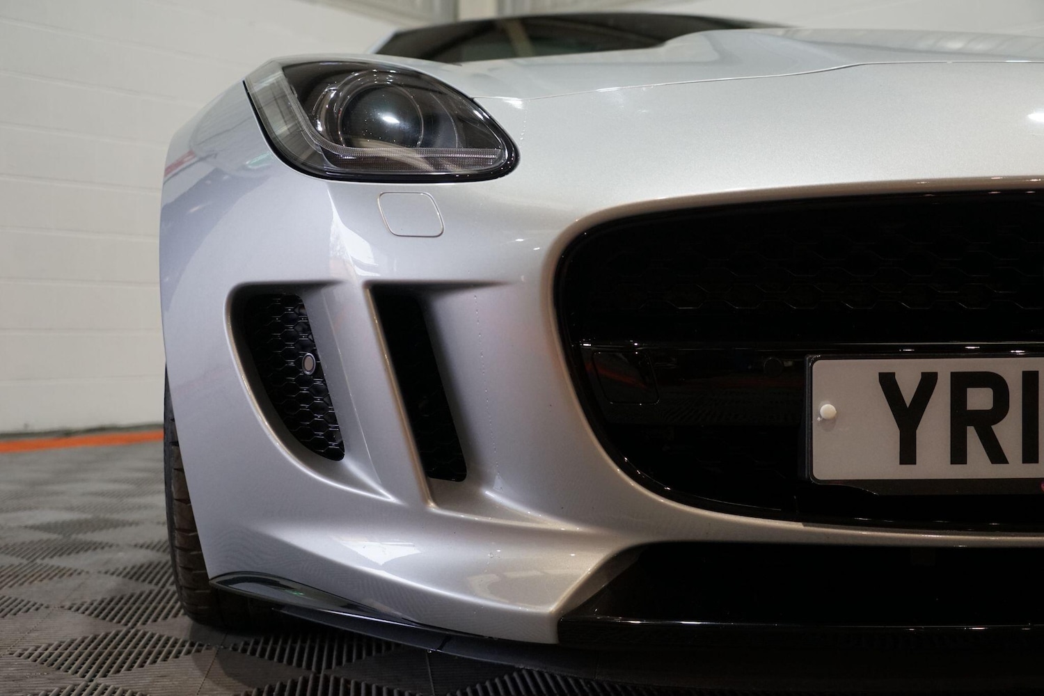 Used Jaguar F-Type 2015 for sale - 77203888: Photo 73