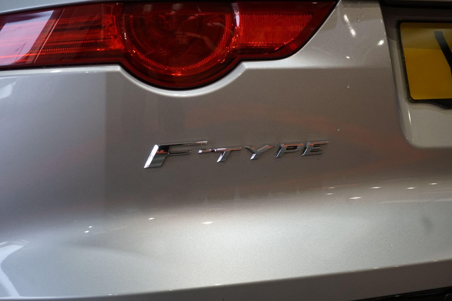 Used Jaguar F-Type 2015 for sale - 77203888: Photo 76