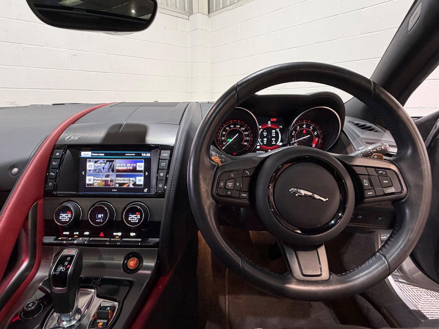 Used Jaguar F-Type 2015 for sale - 77203888: Photo 80