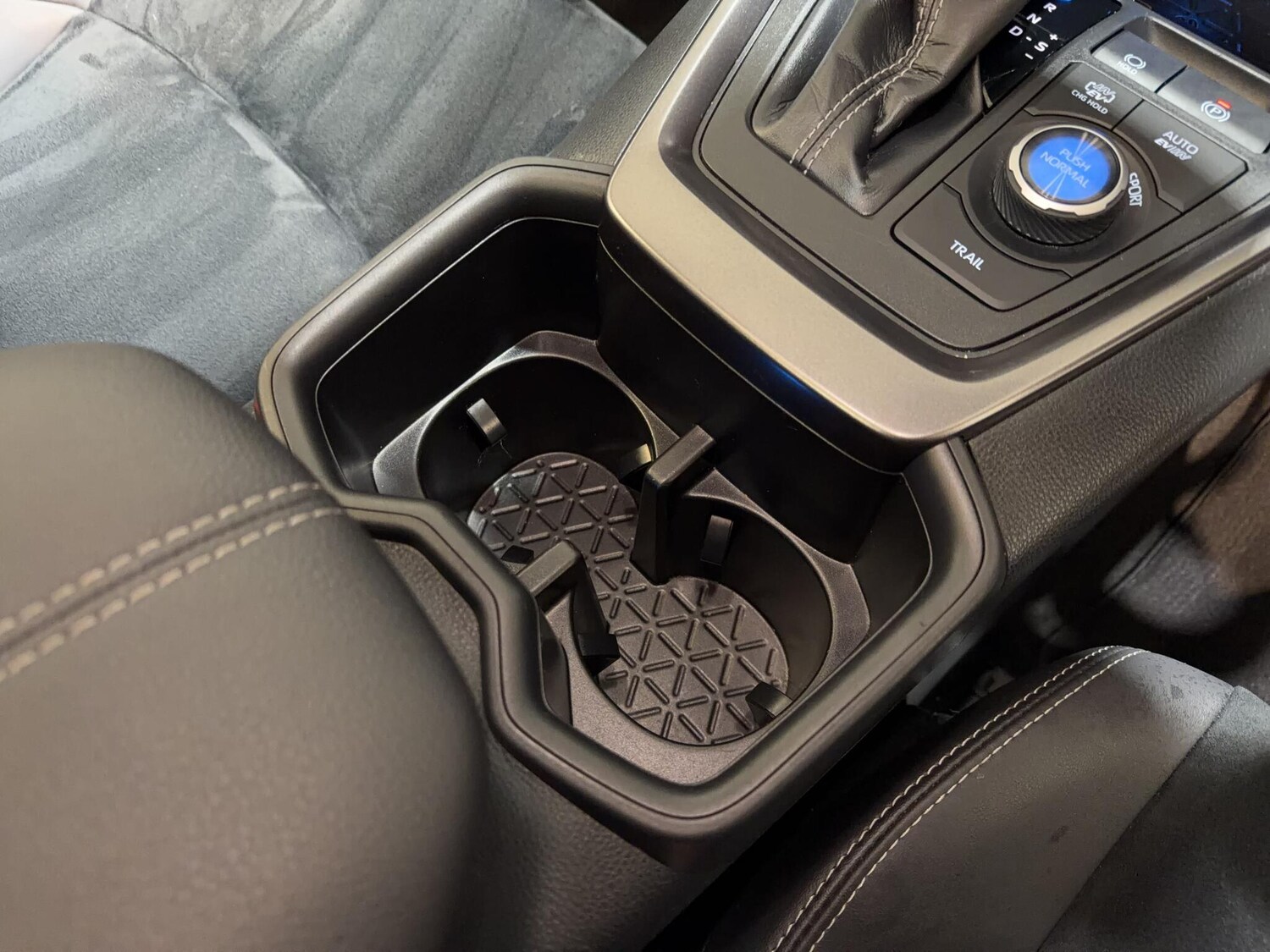 Used Toyota RAV4 2024 for sale - 78048192: Photo 22