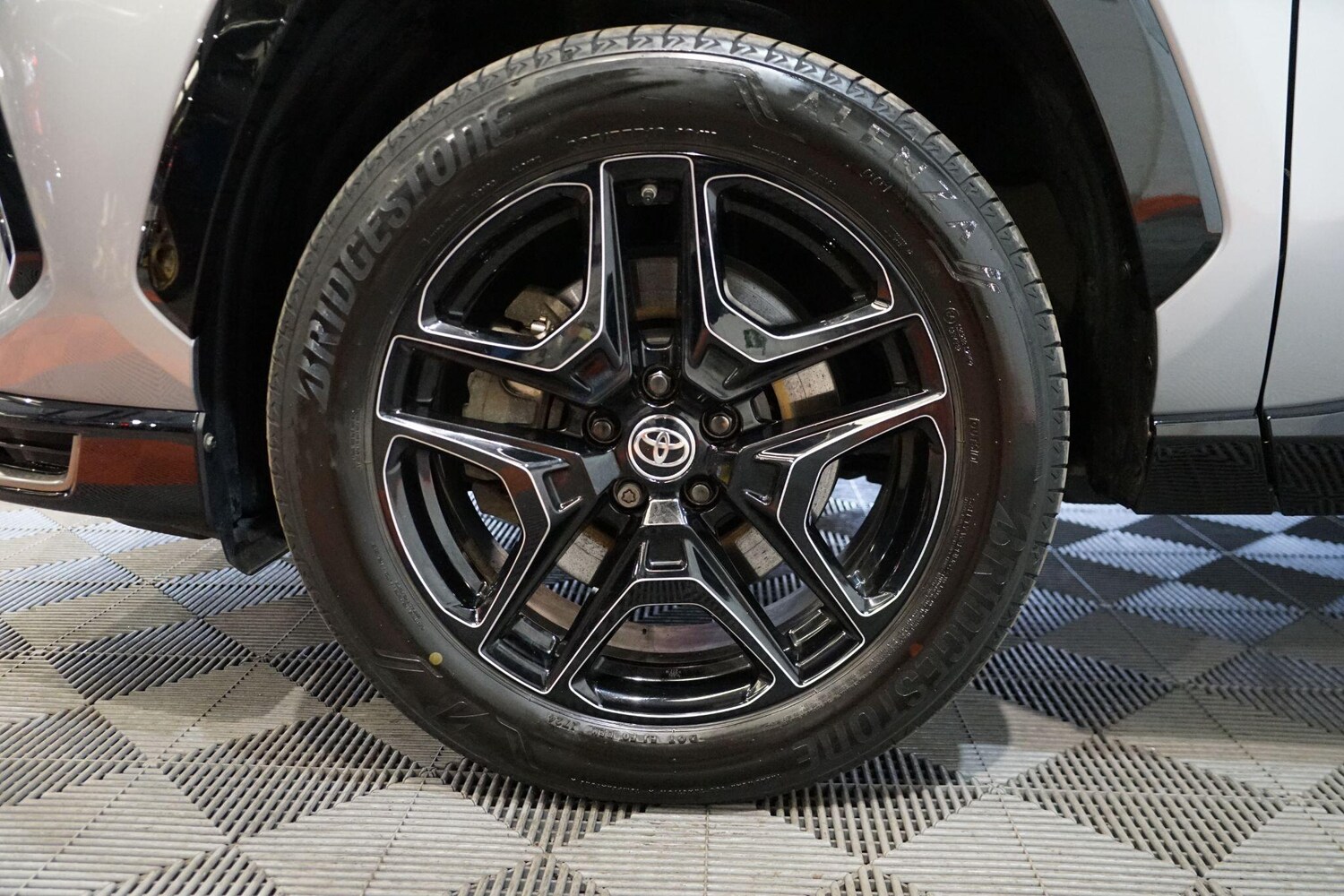 Used Toyota RAV4 2024 for sale - 78048192: Photo 47