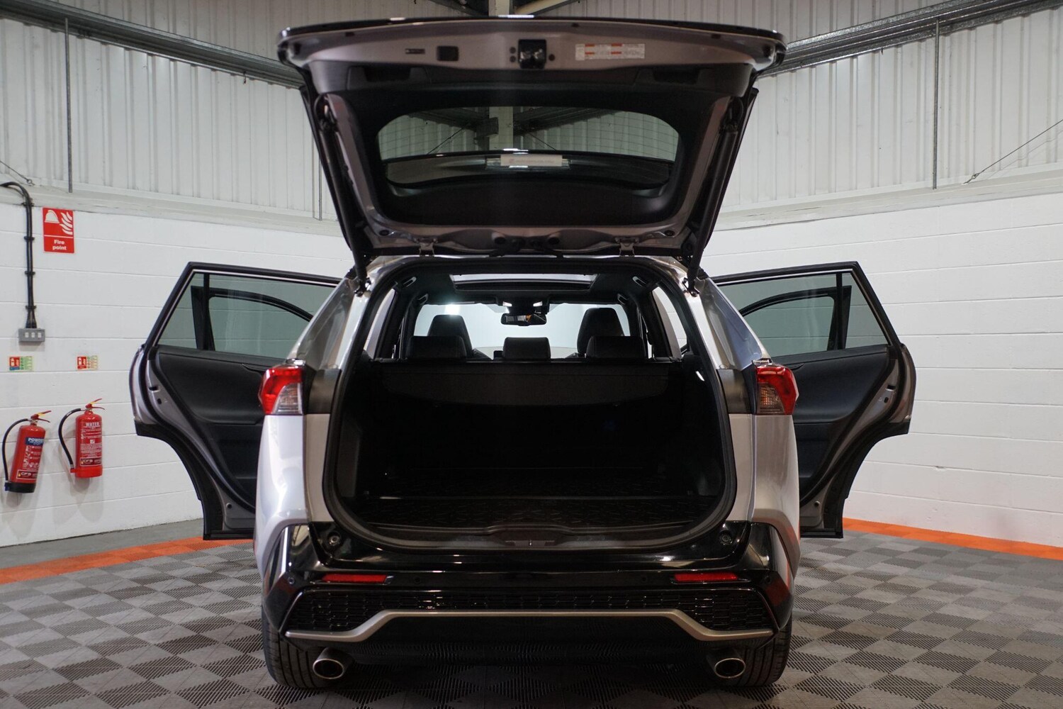 Used Toyota RAV4 2024 for sale - 78048192: Photo 61