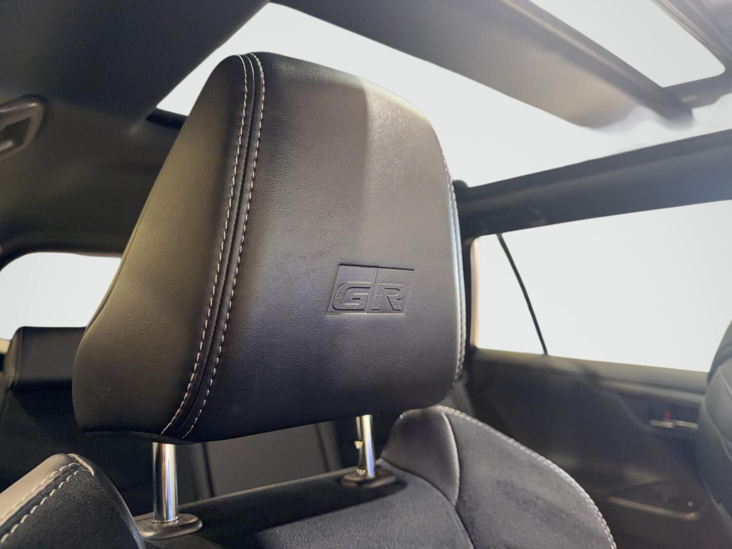 Used Toyota RAV4 2024 for sale - 78048192: Photo 72